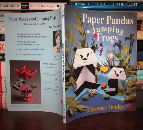 Paper pandas and jumping - pandas,